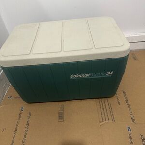 Coleman PolyLite 34 Teal Cooler